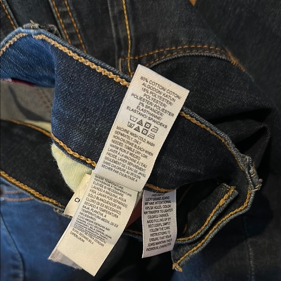 Lucky Brand Women’s Dark Blue Jeans - Picture 2 of 8